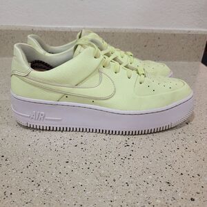 Nike Air Force 1 SAGE Low Barely Volt White Green CJ1642-700 women's Size 10.5